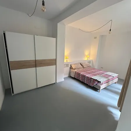 Apartment Bilocale Nuovo Valencia